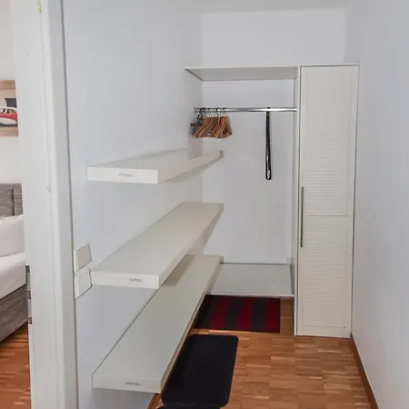 Apartment Isabella Berlin